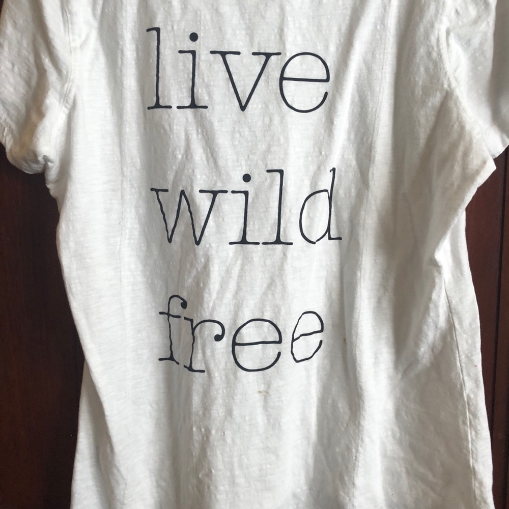 T-Shirt - Picture 2 of 2